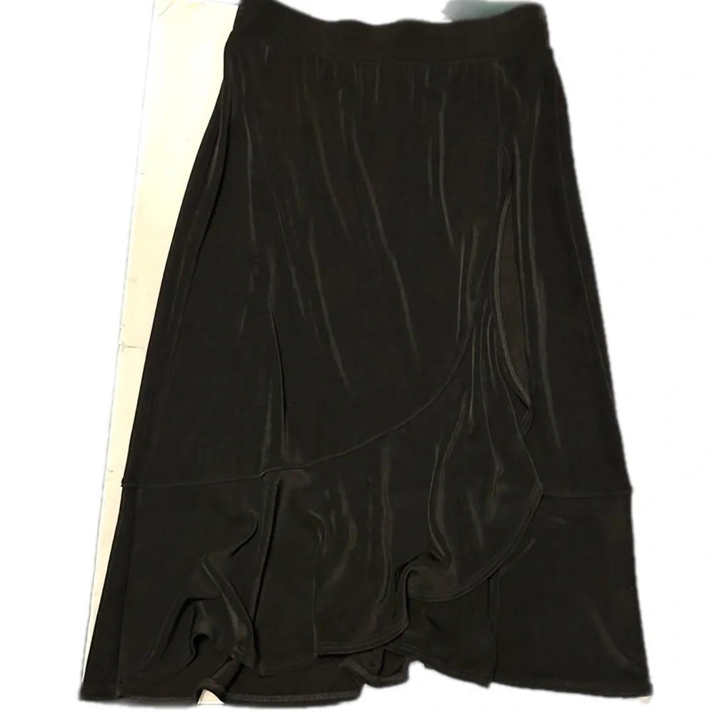 Chico's‎ black skirt -NWT